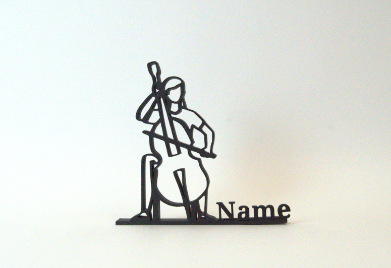 Figura 3D personalizada de contrabajista impresa en 3D