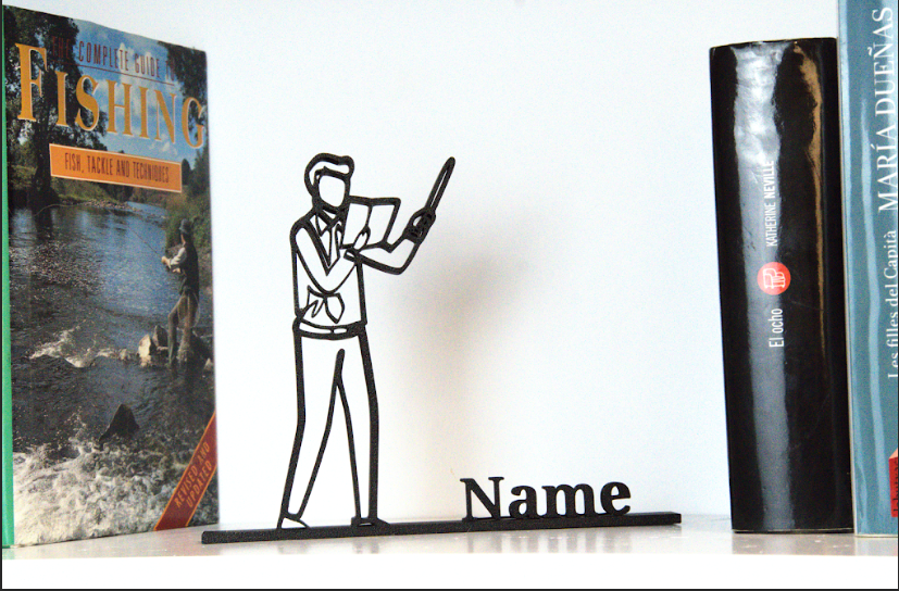 Escultura minimalista de maestro como decoración educativa