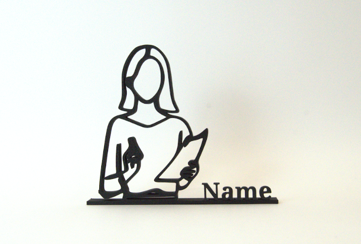 Figura 3D personalizada de profesora impresa en 3D